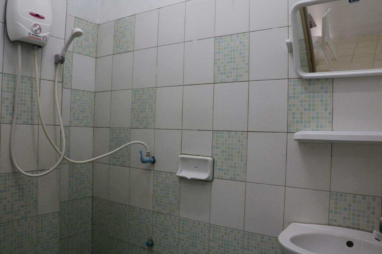 J Home Apartment Hadyai Hat Yai Esterno foto
