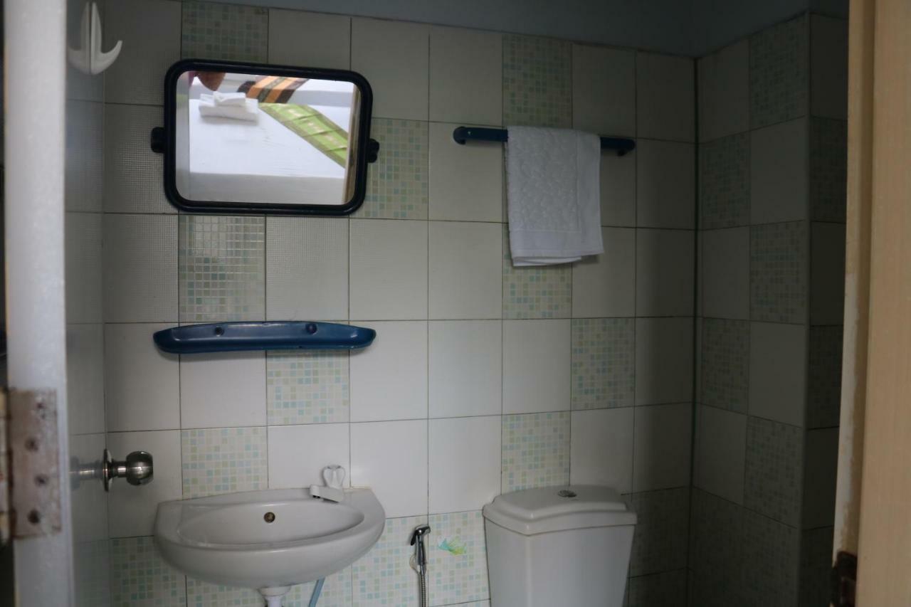 J Home Apartment Hadyai Hat Yai Esterno foto