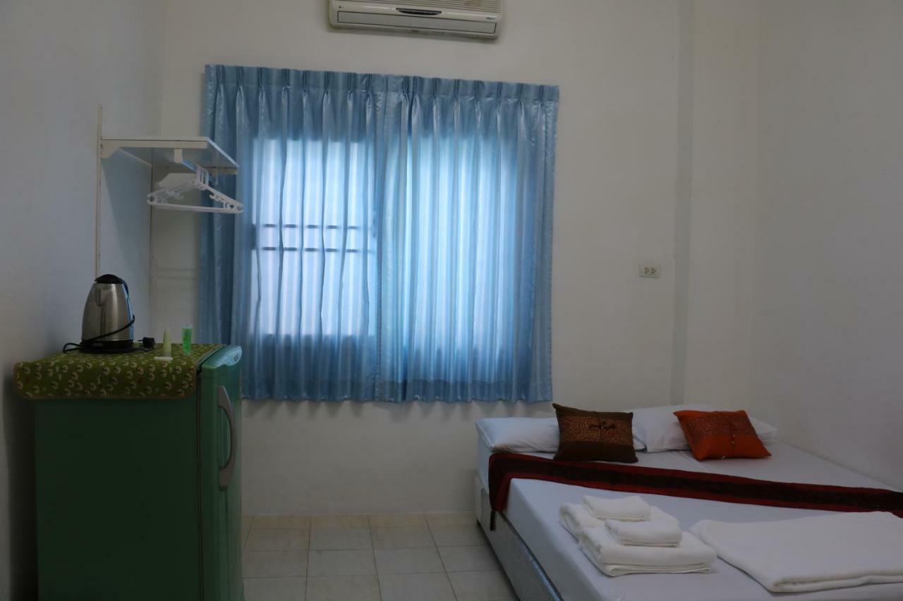 J Home Apartment Hadyai Hat Yai Esterno foto